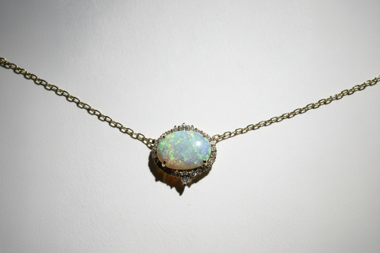 OPAL AND DIAMONDS NECKLACE