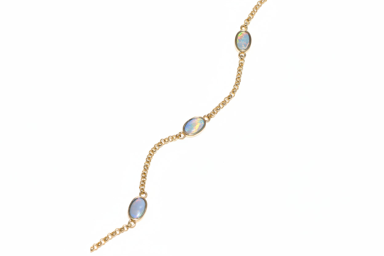 DAINTY OPAL BRACELET